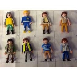 1B: diverse poppetjes van playmobil