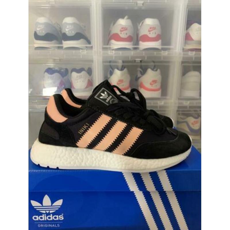 Adidas iniki maat 38