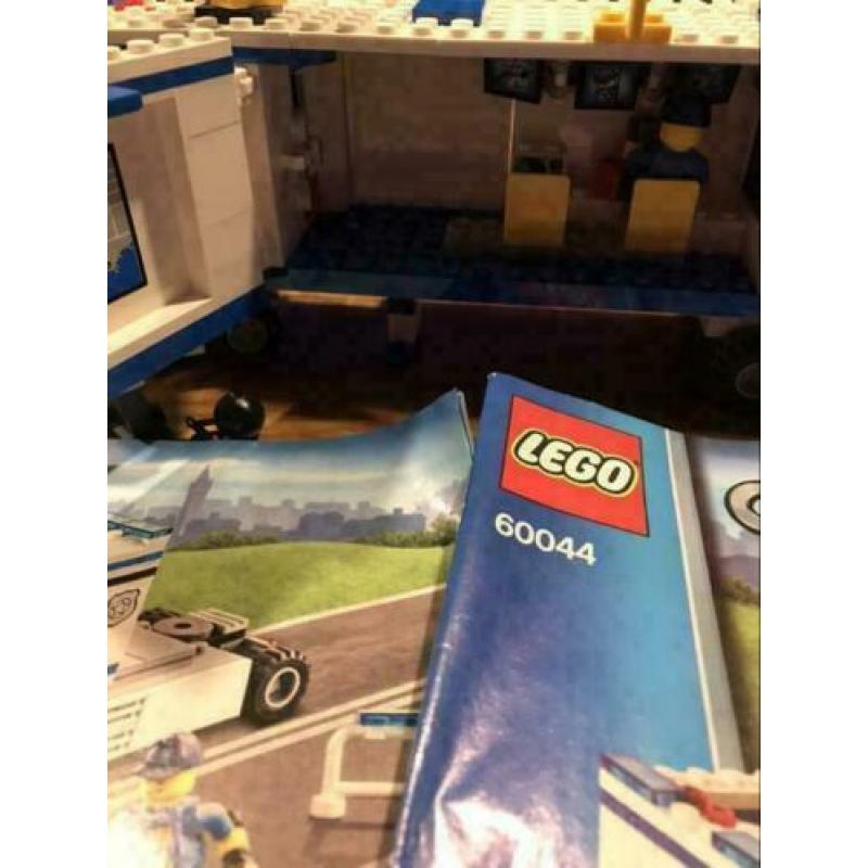 Lego city vrachtwagen met boekjes