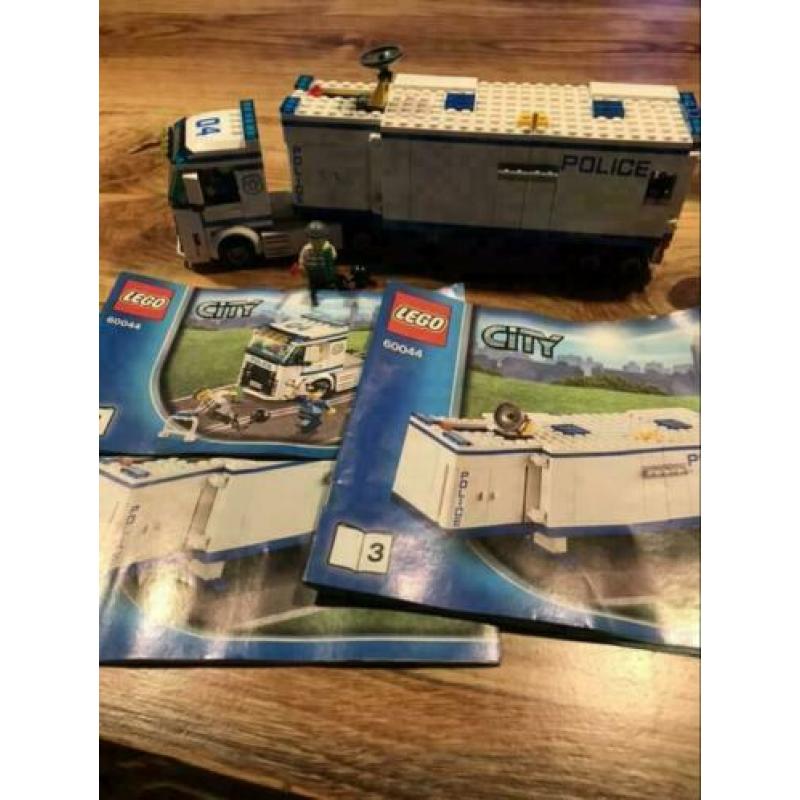 Lego city vrachtwagen met boekjes