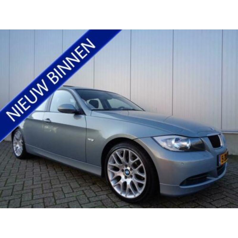 BMW 3 Serie 320i Executive Automaat 150PK Clima Leer Navi Cr