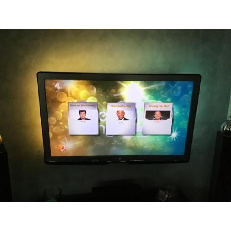 tv 52pfl9704h/12, met driezijdig ambilight