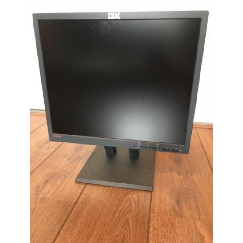 IBM Thinkvision 19-inch lcd monitor